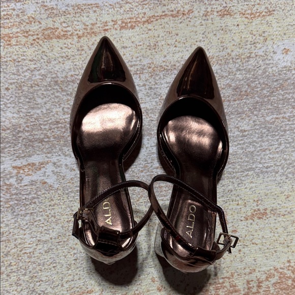 ALDO Women's Shiny Bronze Heels - Picture 6 of 10